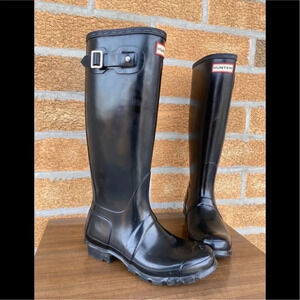 Hunter original tall boots size 6